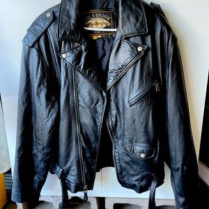 Men’s leather motorcycle jacket